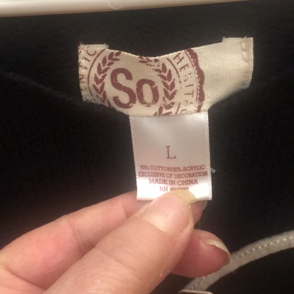 Nwt black seater size large with a white heart - Picture 5 of 5